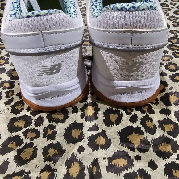 Women’s New Balance White Fresh Foam Golf Sneaker Size 7 - Picture 9 of 10